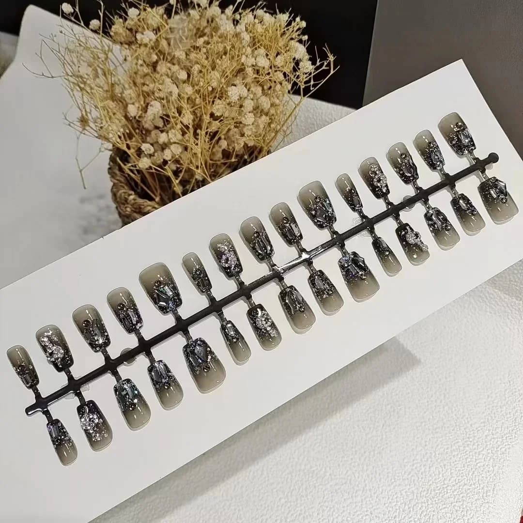 Unhas Postiças Curta Caixão Cobra Preta com Glitter 30 Peças