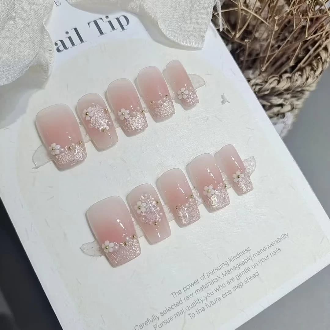 Unhas Postiças Caixão Curto Floral Strass Design 10 Peças