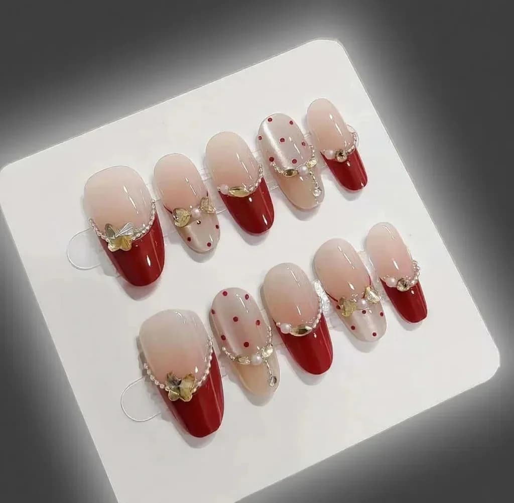 Unhas Postiças Olho de Gato Vermelhas com Strass Oval Médio
