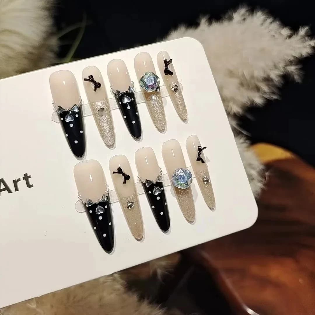 Unhas Postiças Borboleta Preta com Strass, Manicure Glitter Cat Eye