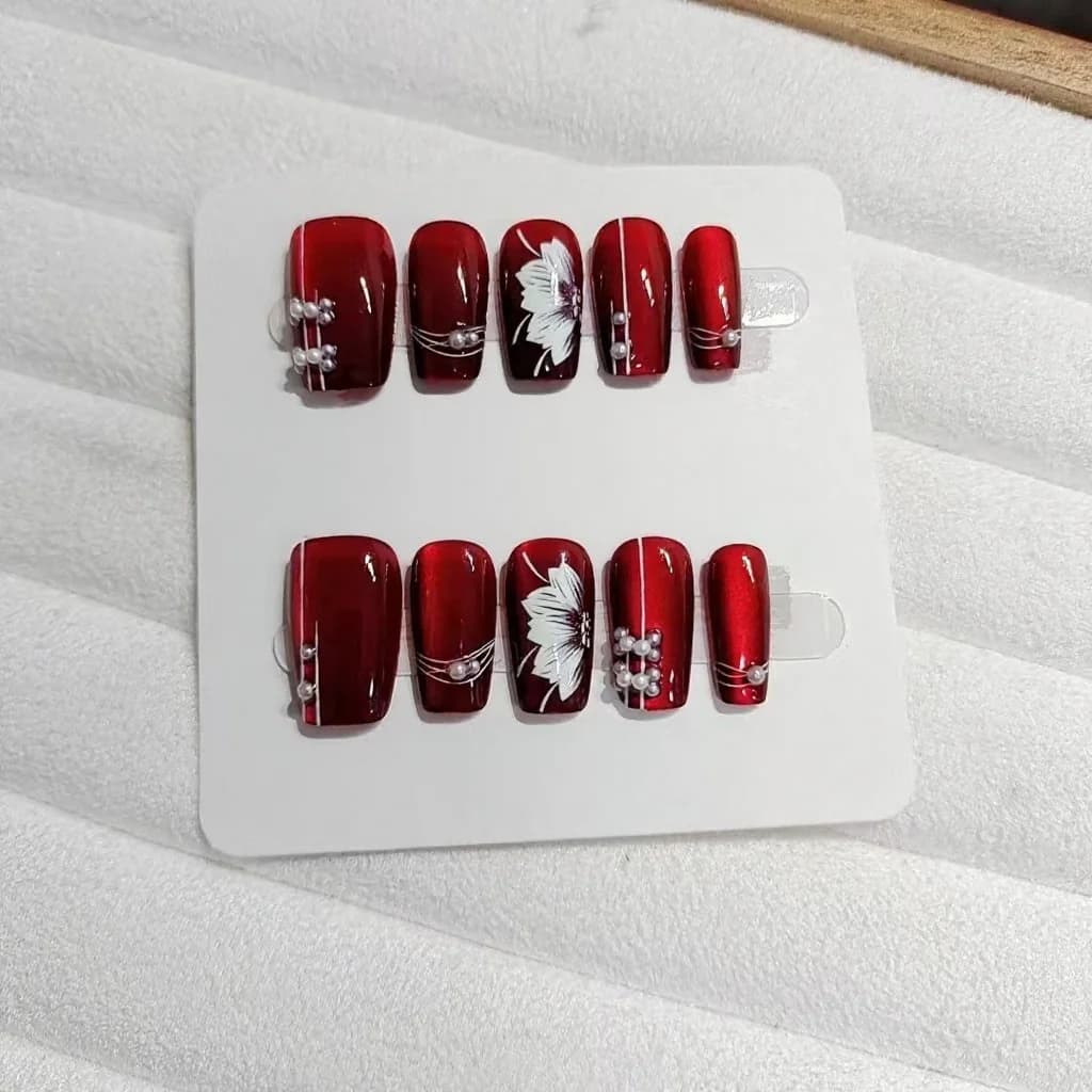 Unhas Postiças Vermelhas Florais com Glitter, Formato Caixão Médio, 10 Peças