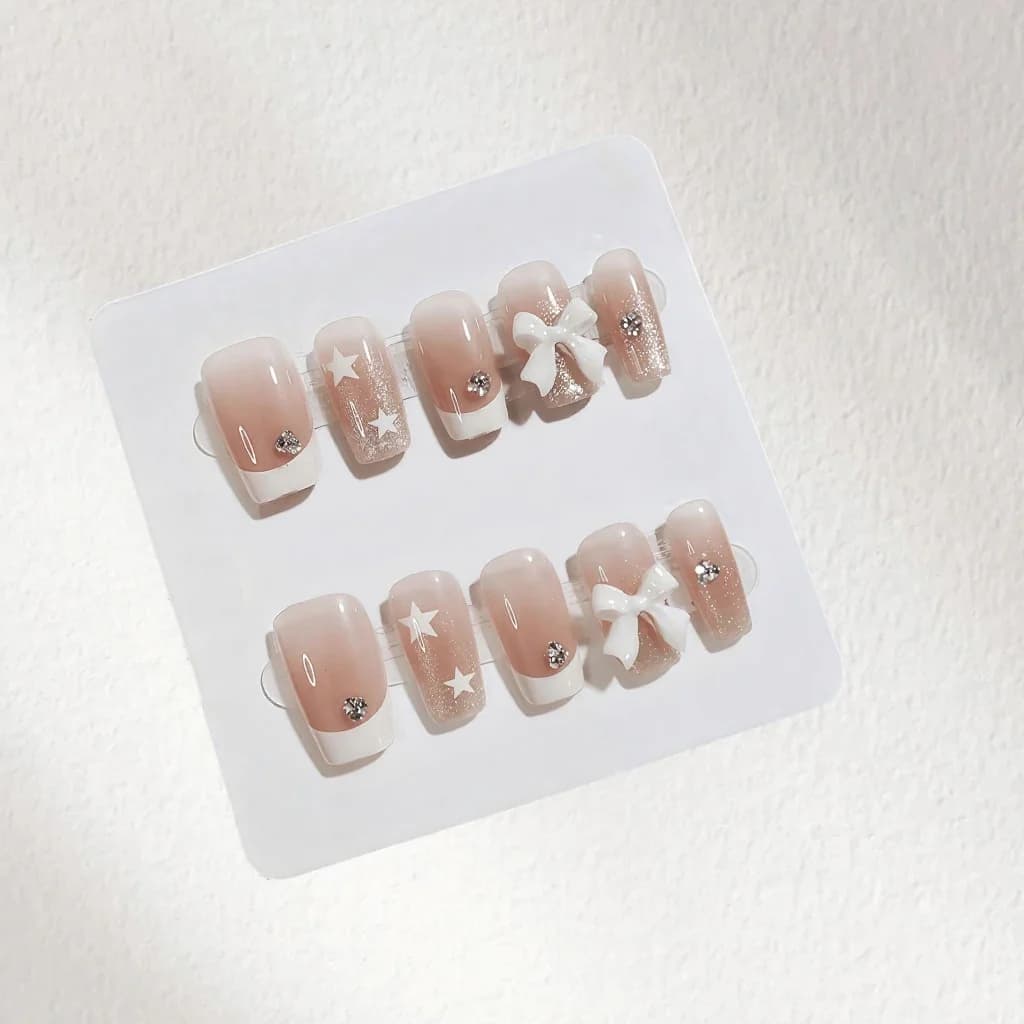 Unhas Postiças French com Strass e Laço, Formato Quadrado Curto