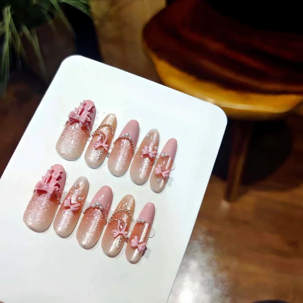 Unhas Postiças Longas Stiletto Laço de Renda Rosa Olho de Gato