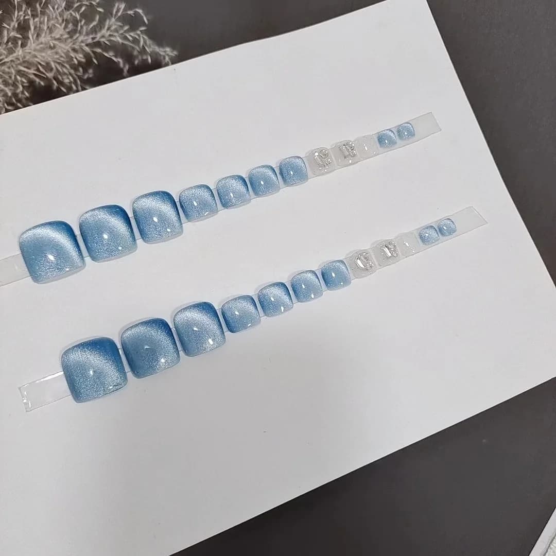 Unhas dos Pés Postiças Curta Azul Claro Cat Eye Estilo Verão