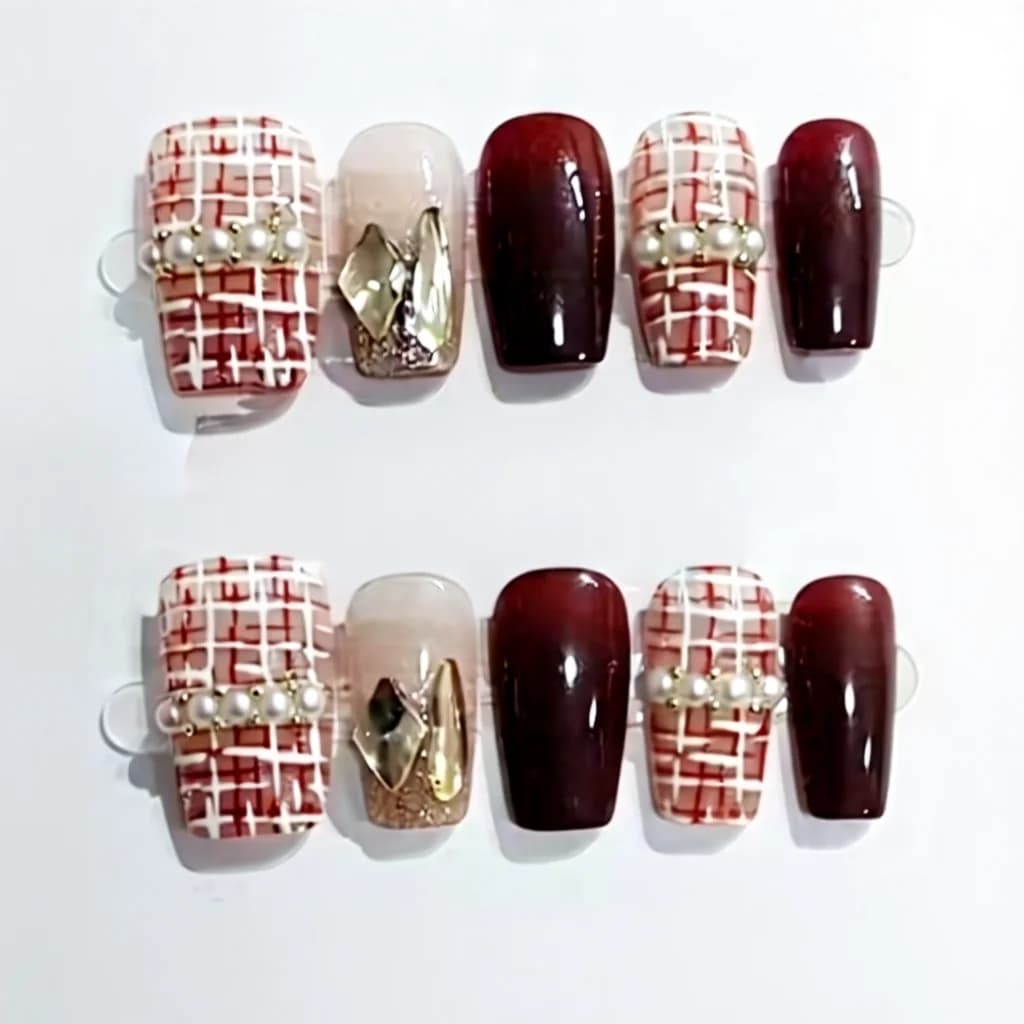 Unhas Postiças Curtas Quadradas em Tweed Vermelho com Pérolas, 10 Peças