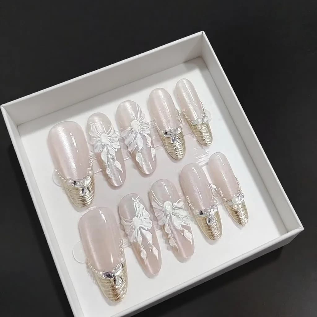 Unhas Postiças com Borboletas e Flores 3D, Formato Stiletto Longo