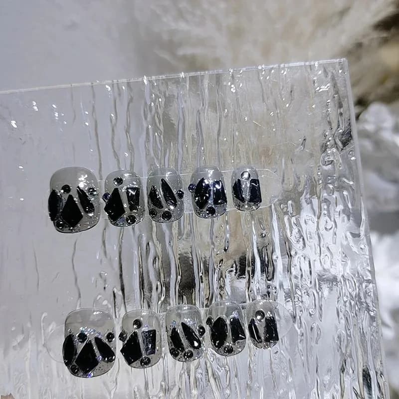 Unhas Postiças Curtas Reutilizáveis com Design de Diamante Preto