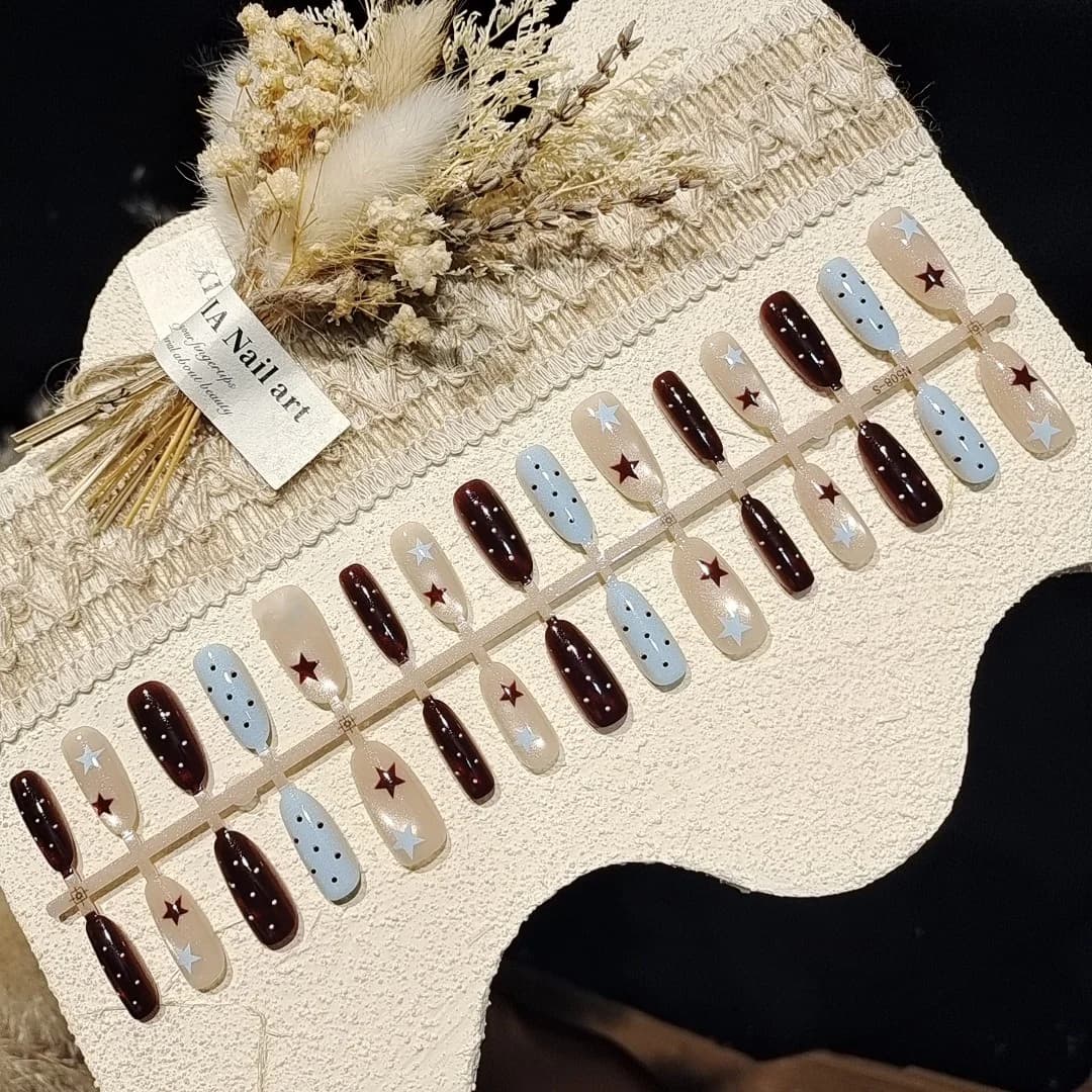Unhas Postiças Cat Eye Marrom e Azul com Estrelas, 30 Unidades