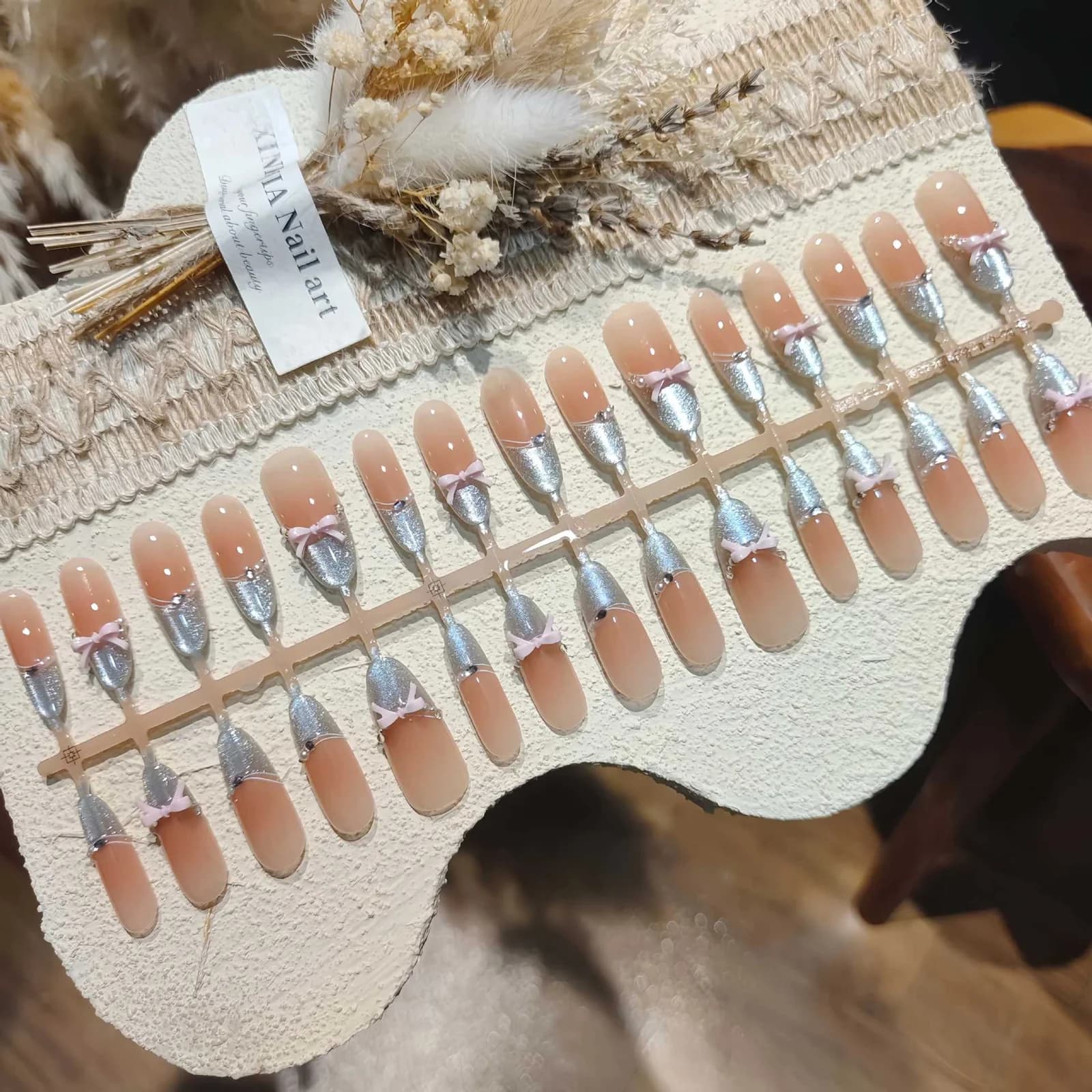 Unhas Postiças Ballet com Laço e Ponta Francesa em Cristal