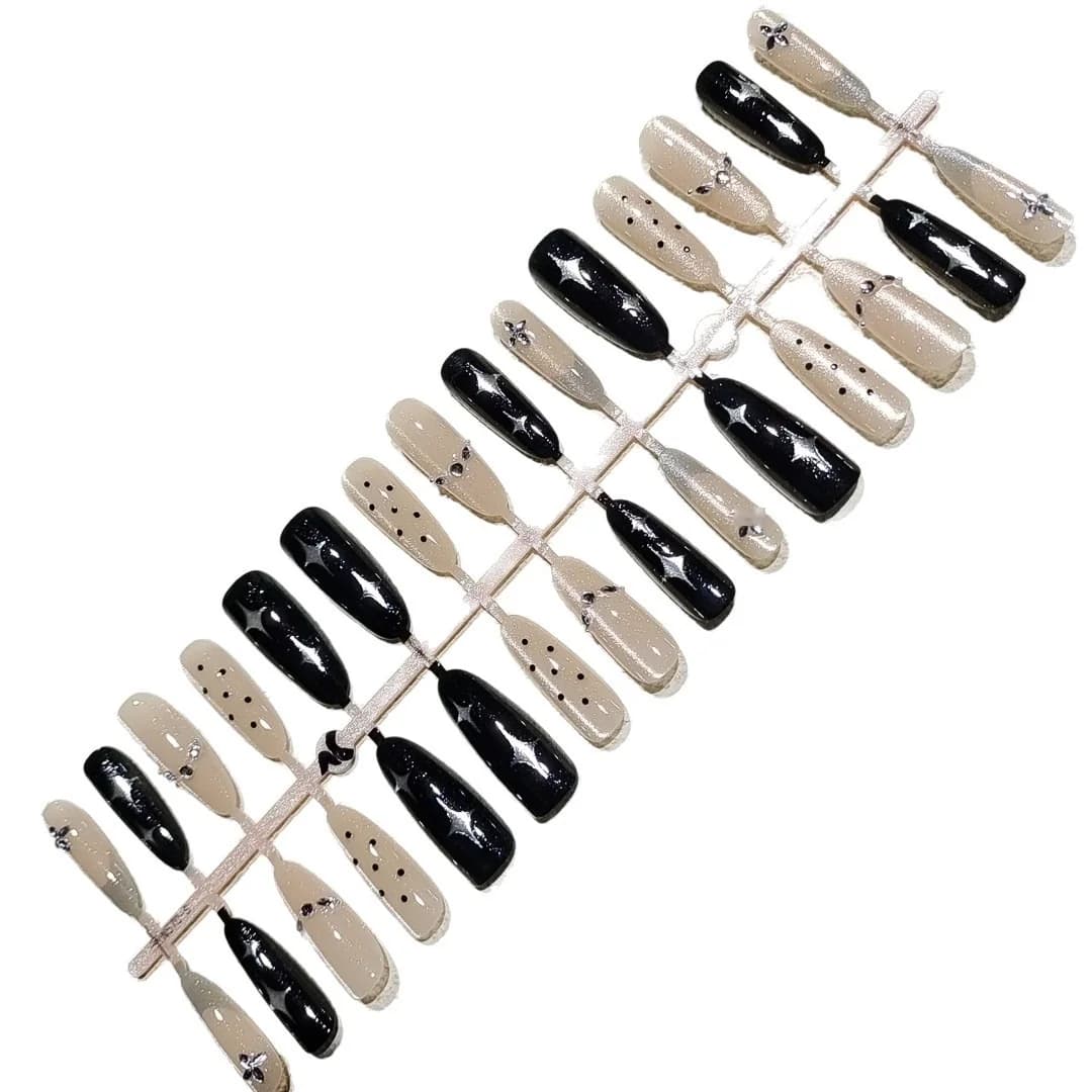 Unhas Postiças Stiletto com Strass Design Céu Estrelado Escuro