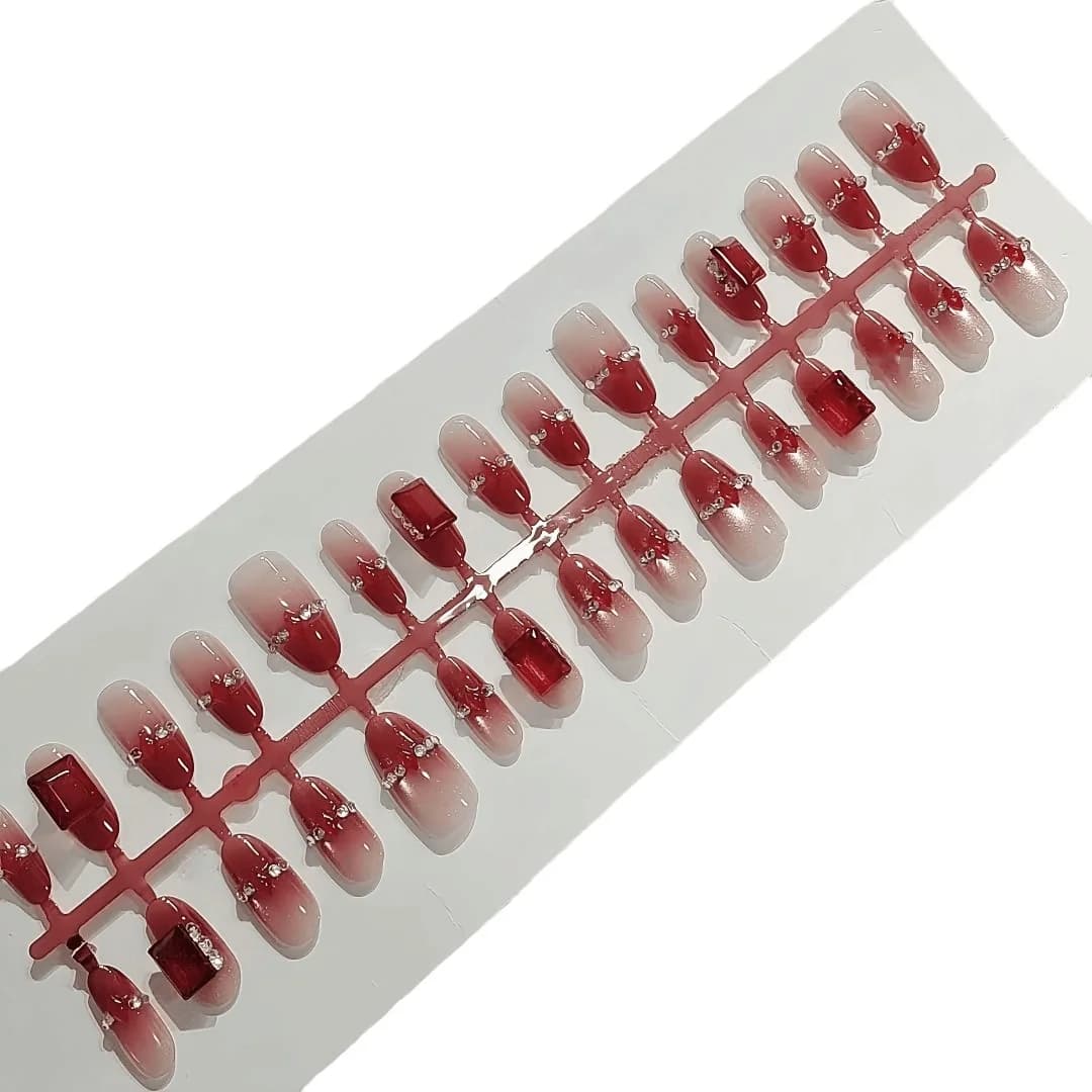 Unhas Postiças Olho de Gato com Strass Vermelho, Oval Médio, 30 Peças