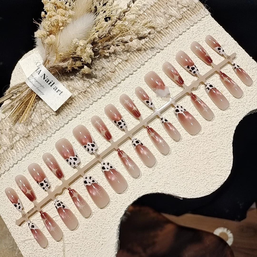 Unhas Postiças Olho de Gato Marrom Crepúsculo com Efeito de Pérola de Vidro