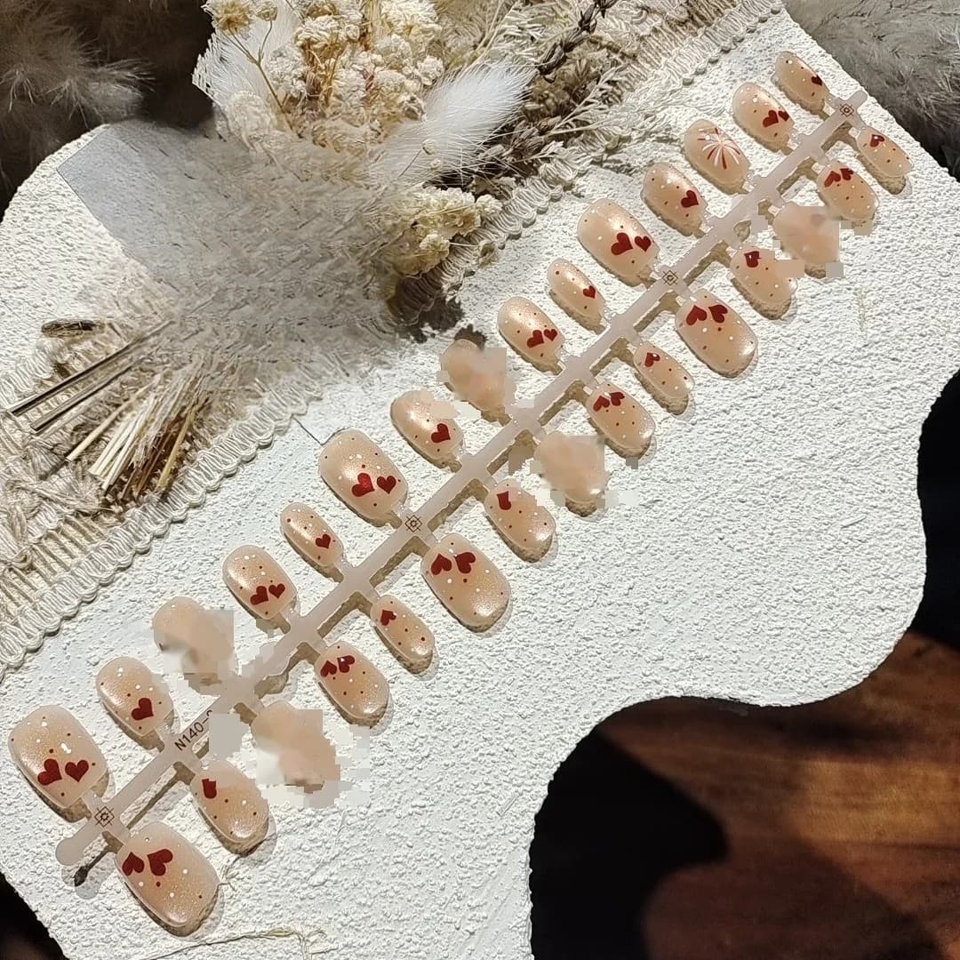 Unhas Postiças Olho de Gato Curtas com Coração e Fogos de Artifício