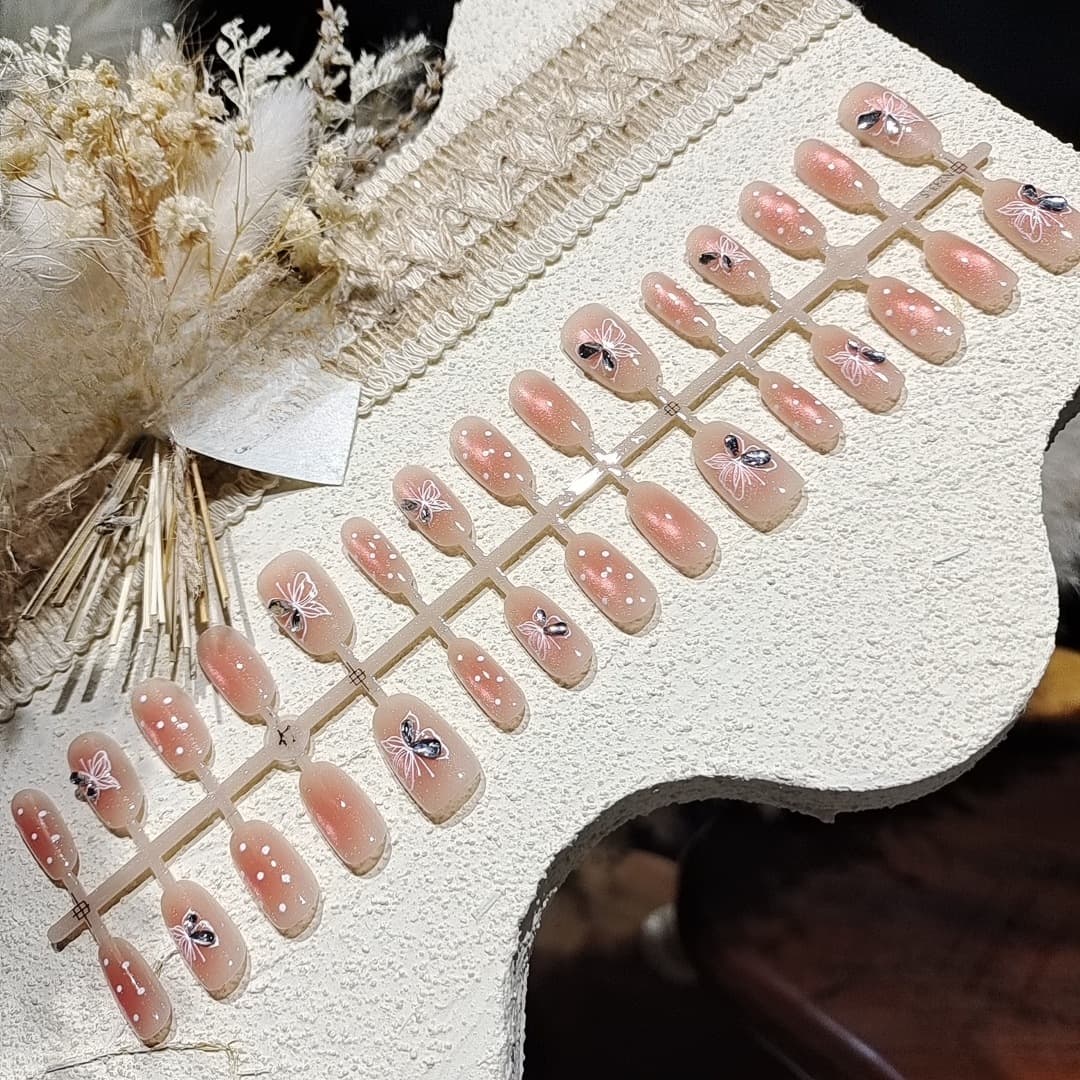 Unhas Postiças Efeito Olho de Gato com Contas de Vidro e Strass