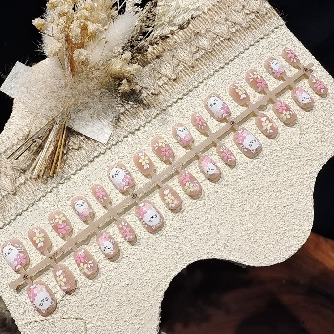 Unhas Postiças Rosa Olho de Gato, Formato Bailarina Curto com Design Floral