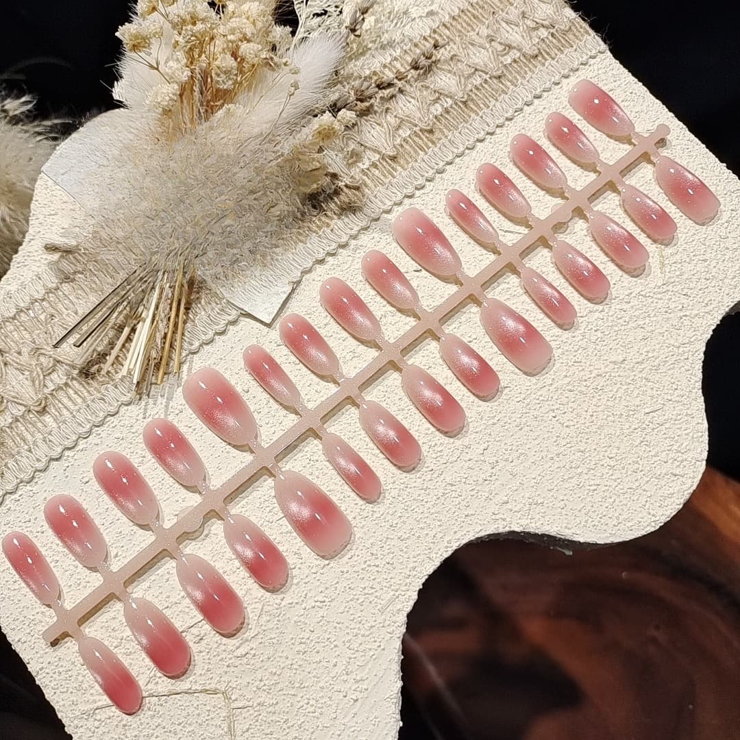 Unhas Postiças Ovais Curtas e Médias Degradê Rosa Pêssego com Efeito Olho de Gato