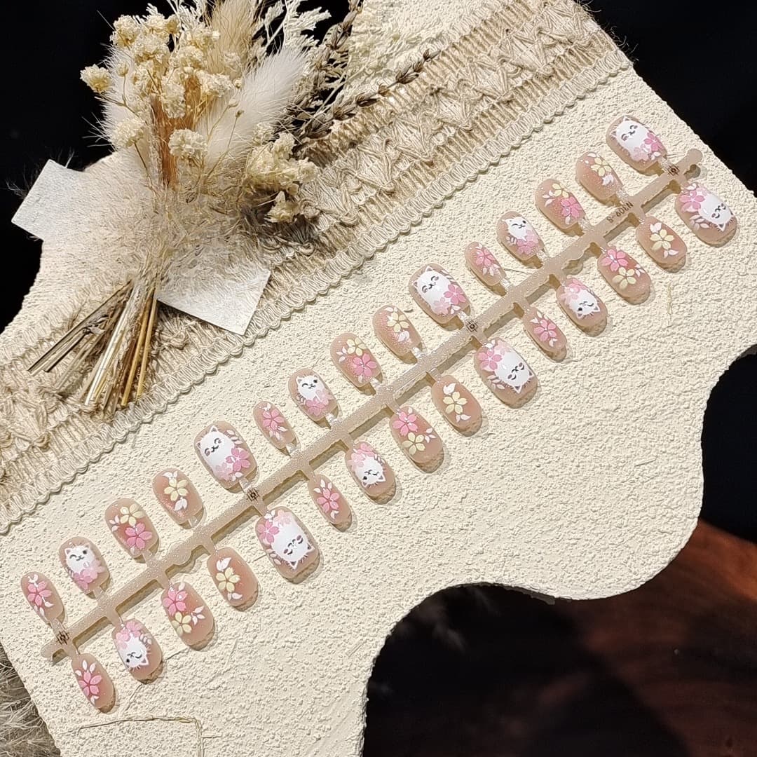 Unhas Postiças Rosa Olho de Gato, Formato Bailarina Curto com Design Floral
